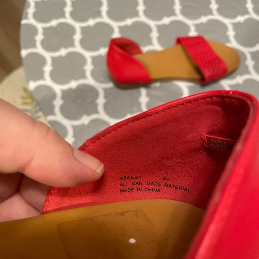 Women’s Andiamo Flat Red Sandals Abailey Size 8
